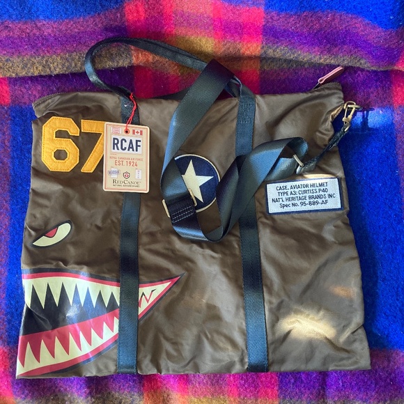 Red Canoe P-40 Spitfire Helmet Bag (strap plus handle and zipped closure) - Picture 1 of 3
